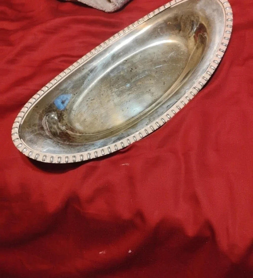Silver plate Oval Bread Vintàge Serving Tray - Classic Home Dining